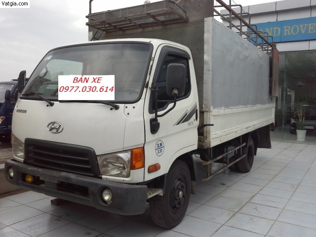 Hyundai HD65 25 tấn cũ Hạ tải 18 tấn thùng bạt vào thành phố ban ngày