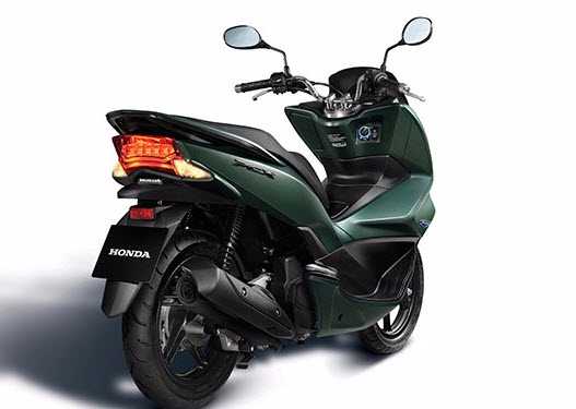 2016 Honda PCX150 Scooter Ride Review  Specs  MPG  Price  More   HondaPro Kevin