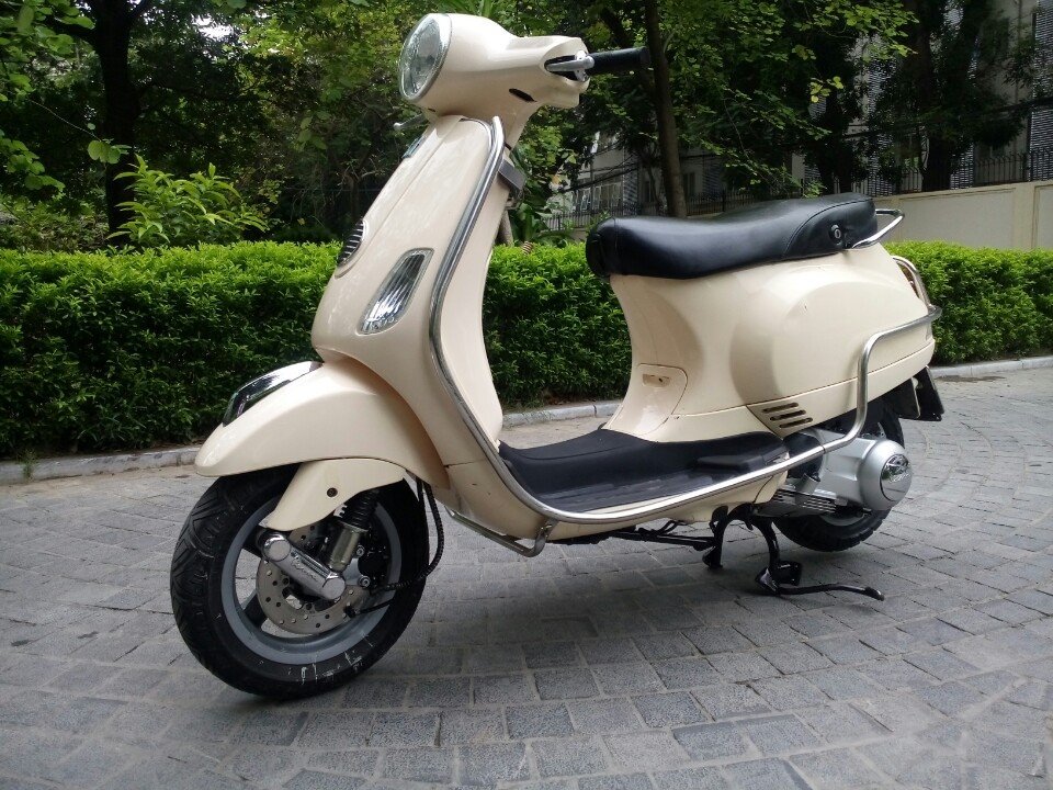 Piaggio Vespa LX125 Test Ride Review