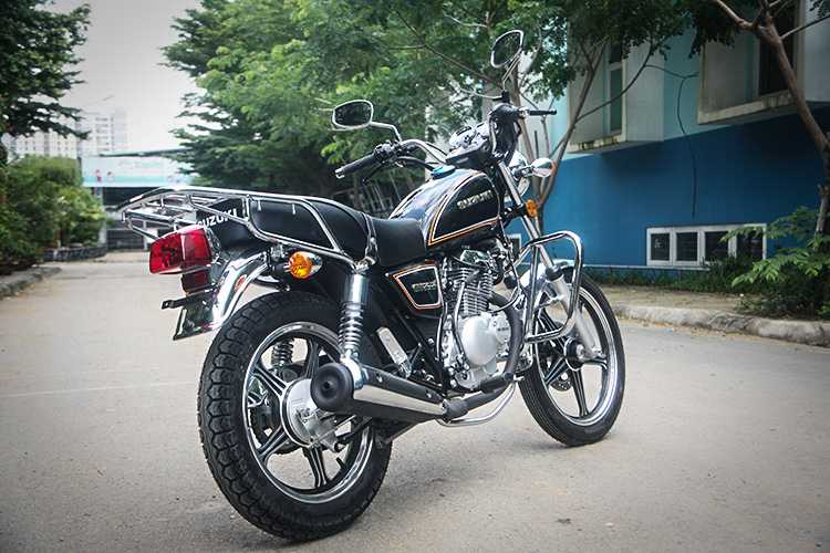 Côn tay cổ điển Suzuki GN1252F 2017 đầu tiên về Hà Nội  Xe máy