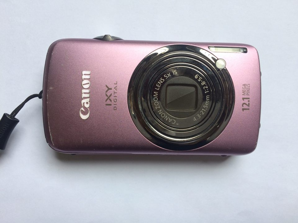 Canon IXY DIGITAL 930 IS
