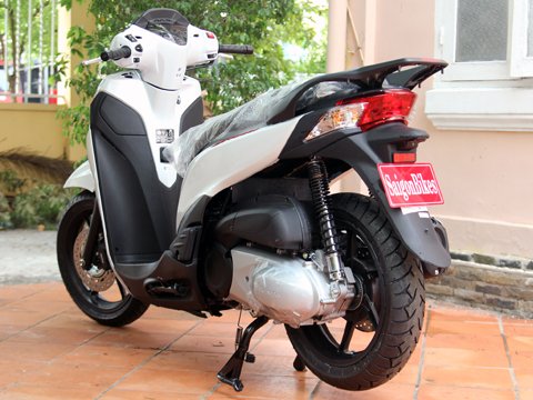 HONDA SH 300i  Scooter BRO  Motocycles  Life