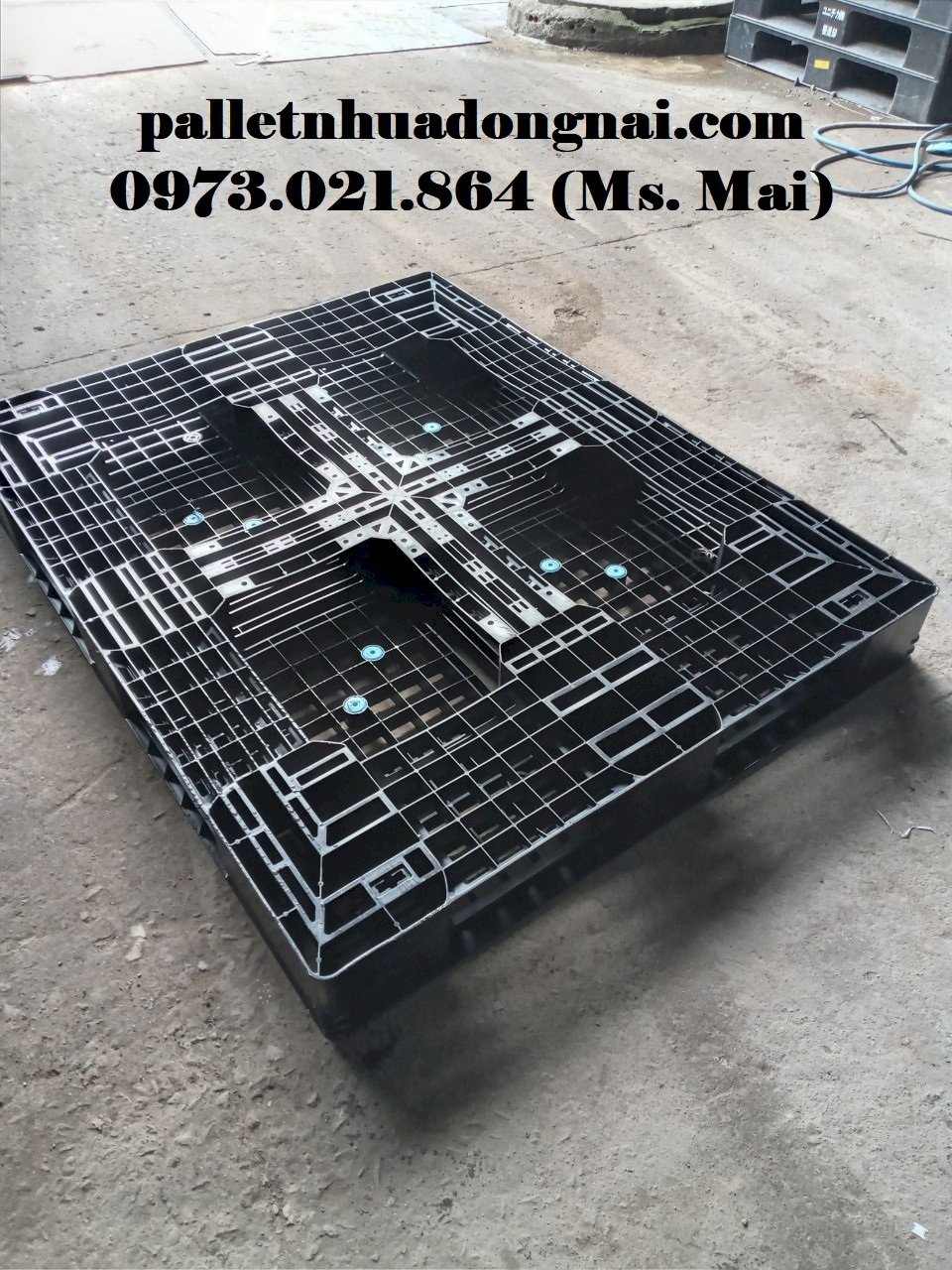 Pallet nhựa cũ tại Cà Mau, liên hệ 0973021864 (27/4)