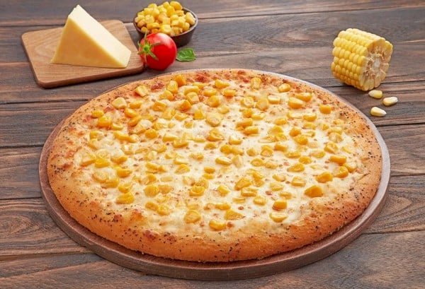 Fatty and delicious corn cheese pizza is done
