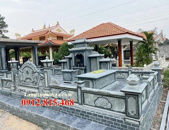 Mẫu khu lăng mộ gia đình thiết kế xây bằng đá xanh rêu cao cấp đẹp bán tại Kiên Giang