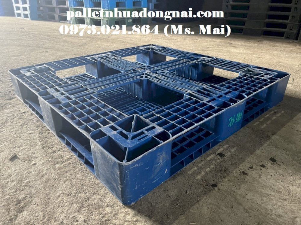 Pallet nhựa cũ giá rẻ - Pallet nhựa Thanh Phát