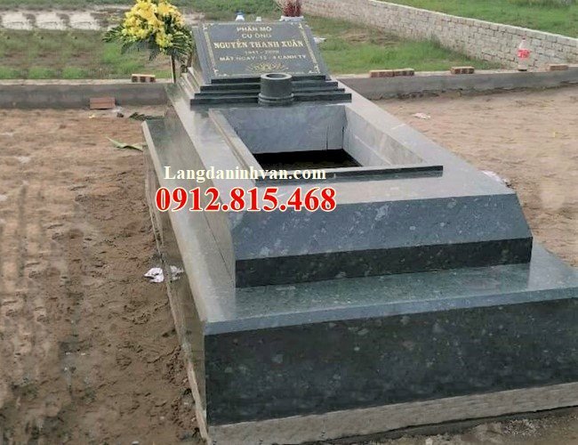Mẫu mộ đá granite xanh rêu đẹp xây đơn giản bán tại Vĩnh Phúc
