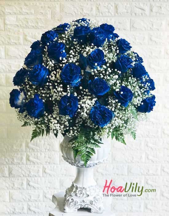 Hoa hồng xanh chúc mừng tặng đối tác nam