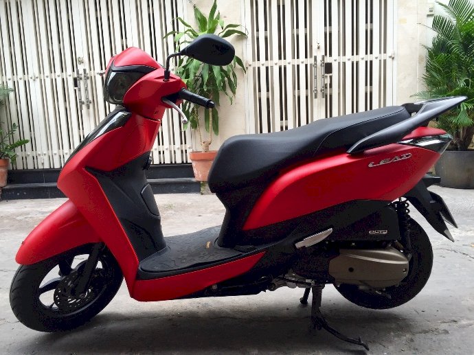 Cận cảnh Honda Lead màu đỏ nâu giá 4029 triệu đồng  Tạp chí Doanh nghiệp  Việt Nam