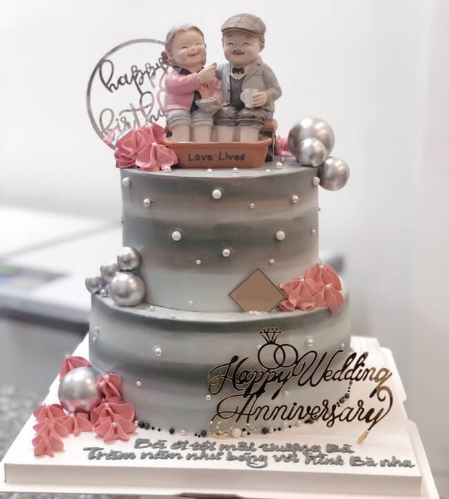 Bánh sinh nhật tạo hình chibi các thành viên trong gia đình dành tặng cho bố  (Mẫu 49707) - FRIENDSHIP CAKES & GIFT