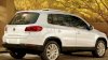 Volkswagen Tiguan SE With Sunroof and Navigation 2.0 AT 2012_small 2