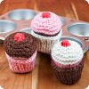 Six Knitted Cupcakes with Cupcake Tin_small 0