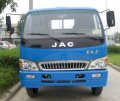 Xe tải thùng lửng Jac HFC1083 6 tấn