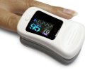 Máy đo Oxy Maxcare SPO2 Fingertip Pulse Oximeter 