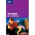 Europe on a shoestring (Lonely planet shoestring guide)