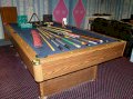 Well maintained 8ft pool table + accessory lot