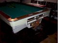 Brunswick Gold Crown 1 - 9ft. Pool Table