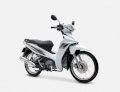 Honda Blade 110cc 2016 (Trắng Đen) Phiên bản Tiêu chuẩn: Phanh cơ, vành nan hoa