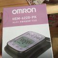 Máy đo huyết áp Omron HEM-6220-PK