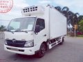 Xe tải Hino model XZU730L- HKFTL3, tải trọng 4,9 tấn, thùng dài 5,7 m
