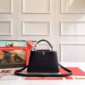 Túi xách Louis Vuitton năm 2016 M94714-1