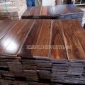 Sàn gỗ Chiu liu sơn UV (15*90*600 mm)