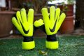 Găng tay thủ môn Vapor Grip 3 Elite - Xanh neon