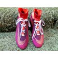 Giày đá bóng sân cỏ nhân tạo cao cổ CR7 (hồng tím)