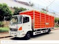 Xe tải Hino FC9JLSW  4.8 tấn thùng chở gia cầm