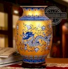 Bình hoa gốm sứ Cảnh Đức - Giang Tây cao cấp màu vàng, họa tiết rồng xanh tinh xảo MS zflc015