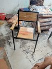 Ghế nhà hàng chân sắt mặt gỗ PTNH02