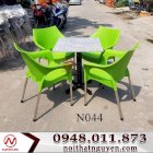 Bộ bàn ghế cafe nhựa đúc nữ hoàng tay tròn 4 ghế 1 bàn Nguyễn N044