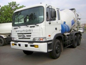 Xe trộn Bê tông HYUNDAI HD270-7M3