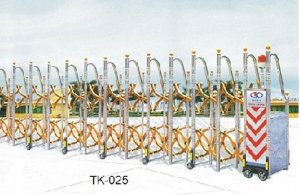 Cổng xếp inox TK025