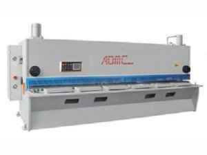 Máy cắt CNC ANHUI DONGHAI QC11K-8×3200