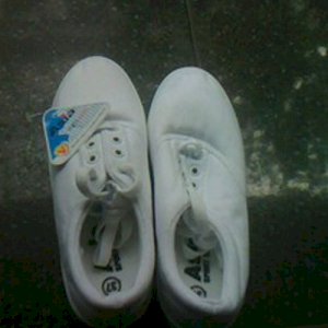 Giày vải Asia màu trắng Ku89-12