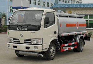 Xe chở hóa chất Dongfeng EQ1060TJ20D3 4.6m3