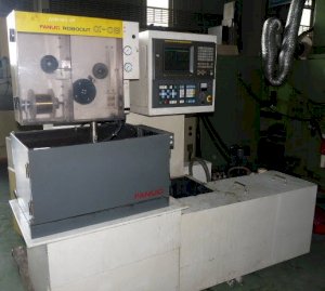 Máy cắt dây CNC FANUC Robocut α-OB