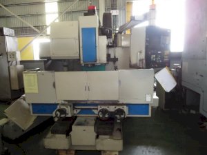 Máy phay CNC Toyama TMC-40V