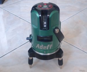 Máy cân bằng laser ADEFF ngoài trời