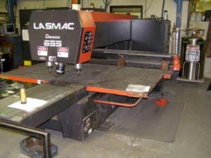 Máy cắt laser CNC Amada  LC 655