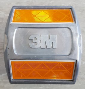 Đinh nhôm phản quang 3M (10x10cm)