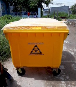 Xe thu gom rác màu vàng nhựa HDPE DTC - 660 lít