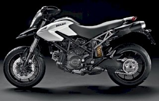 413  Ducati Hypermotard 796 2010 Full Options