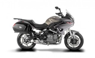 Ra mắt Benelli TNT 600i 2020 naked bike 4 xylanh mạnh 80 mã lực  Xe máy