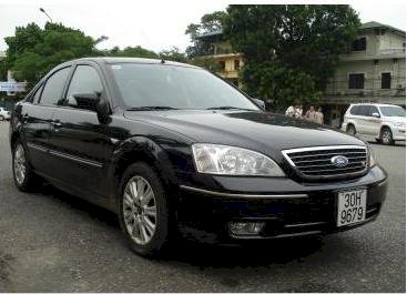 Cho thuê xe Ford Mondeo V6 phục vụ đám cưới