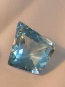 Mặt nhẫn - Đá Zircon