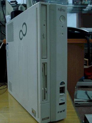 Máy tính Desktop Fujitsu FMV7000 Pentium IV 2.4GHz, 512MB RAM, 40GB HDD, Windows XP Professional)