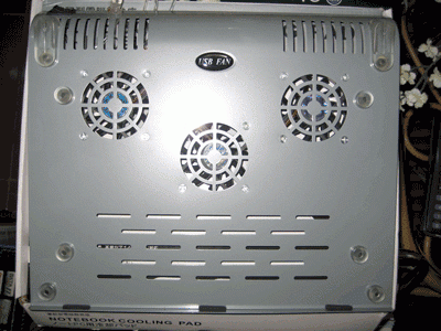 Quạt làm mát laptop 3 fan kim loại