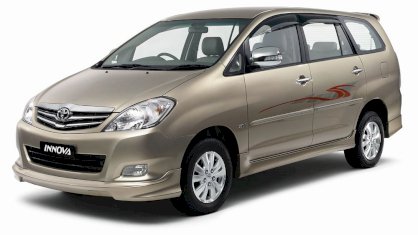 Toyota Innova GSR 2.0 MT 2010 Việt Nam